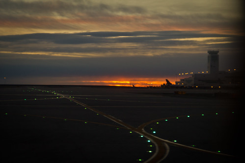 denverinternationalairport denvercolorado lowlightphotography sunrisephotography airportphotography