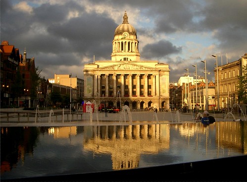 pentax optios nottingham gimp old market square founatins council house councilhouse oldmarketsquare marketsquare sunset skies golden hours summer water reflections reflect reflected reflects clouds sky city centre refurbished thomas cecil howitt little john littlejohn thomascecilhowitt fav10 rathaeuser rathaus ratusha ratusz mairie