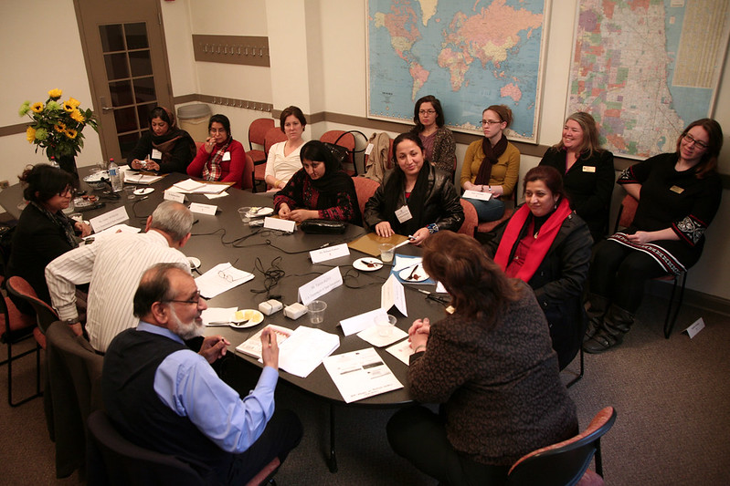 19_sm_02.09.2012 Pakistan_Women_Political_Leaders_Loyola_University_Chicago_meeting_group