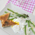 Grilled asparagus with lemon, olive oil and Parmigiano cheese