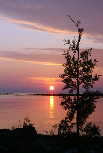 ontario canada spindrift brucepeninsula lakehuron whiskeyharbour 50faves explorewinnersoftheworld magicalskies 100milestomichigan