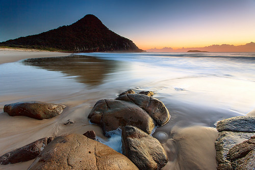 ocean longexposure sea mountain seascape wet water sunrise geotagged coast rocks waves nsw newsouthwales portstephens zenith zenithbeach shoalbay geo:lat=3272183896664581 geo:lon=1521843172096577