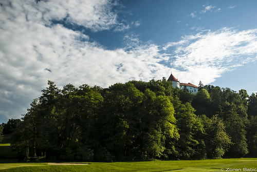 castle landscape slovenia mokrice