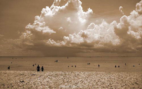 cloud storm beach canon mexico minimal ixus
