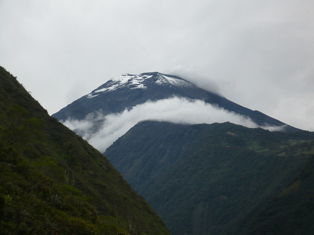 Volcán Tungurahua en Baños, Ecuador
