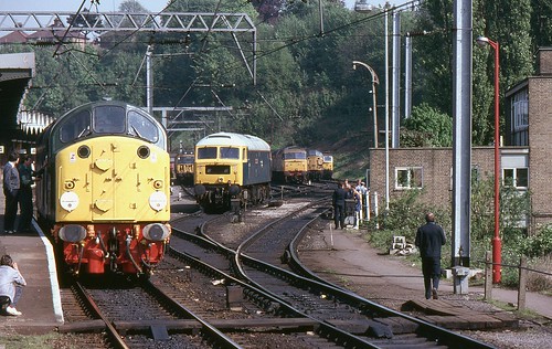 br 1987 transport trains ipswich class47 class40 40122