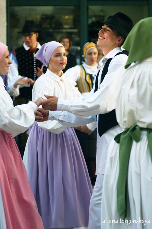 Танец словенцев (группа "Iskraemeco", г. Крань)