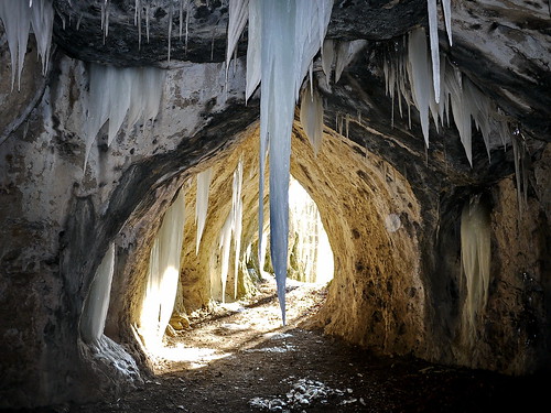 ice lumix franconia icicle franken eis eiszapfen betzenstein gf3 klauskirche höhlenfotografie reginahoer