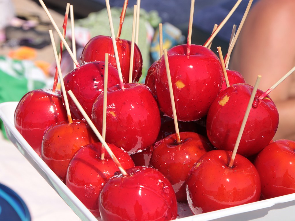 Red-Toffee-Apples__39653