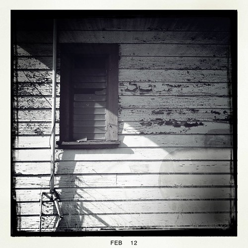 2-9-2012, 40/366, Broken Window