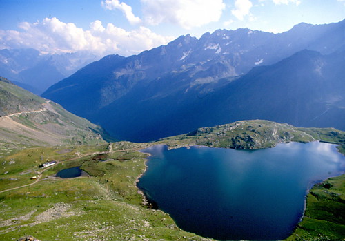 lake mountains montagne alpi retiche