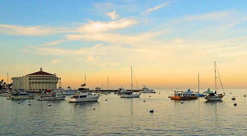 ocean california winter sunset water landscape boats islands harbor catalina pacificocean catalinaisland serenity avalon daysend casinobuilding