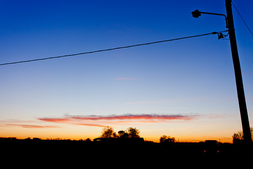 sunset sky cloud skåne wire sweden lamppost uncropped skåne 2012 f40 ef1740mmf4lusm canoneos5dmarkii kågeröd ¹⁄₁₀₀sek 3726022012174657