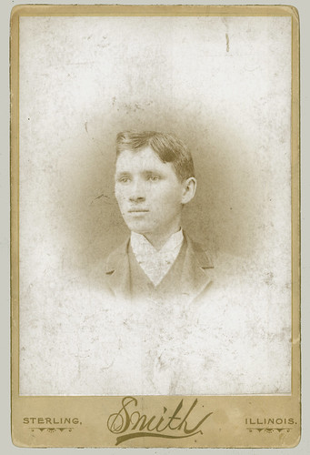 Cabinet Card portrait man w curly hair