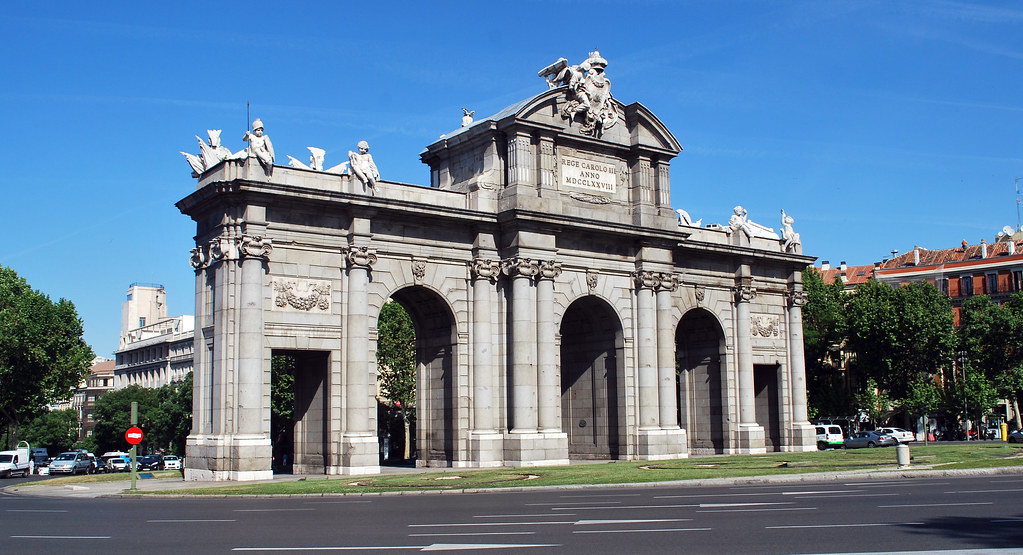 Puerto de Alcala, Plaza de la Independencia, Madrid, Spain