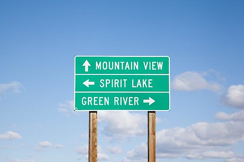 trip travel sky usa mountain lake sign clouds river streetsign greenriver directions getty roadsign mountainview wyoming spiritlake