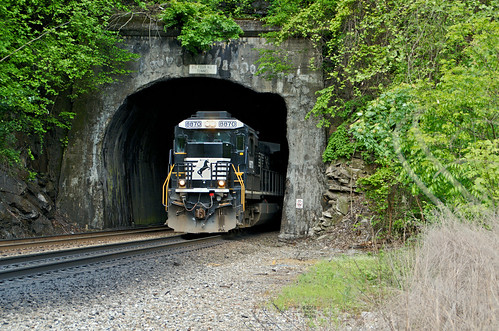 railroad train norfolk southern westvirginia transportation coal