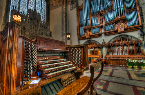 music chicago college church campus religious high nikon university dynamic sigma chapel organ rockefeller 1020mm range hdr d90