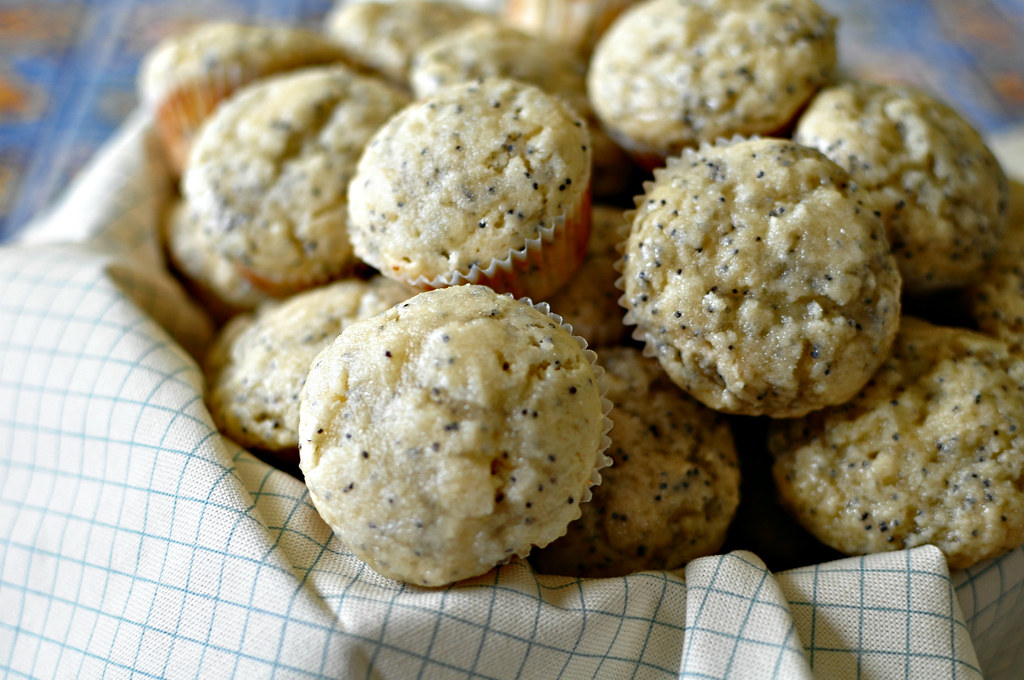 Poppyseed Lemonade Muffins