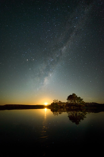 mars trees saturn hawkesbay newzealand milkyway ankh reflection water moonrise sky moon maraetotarariver caldwell stars light