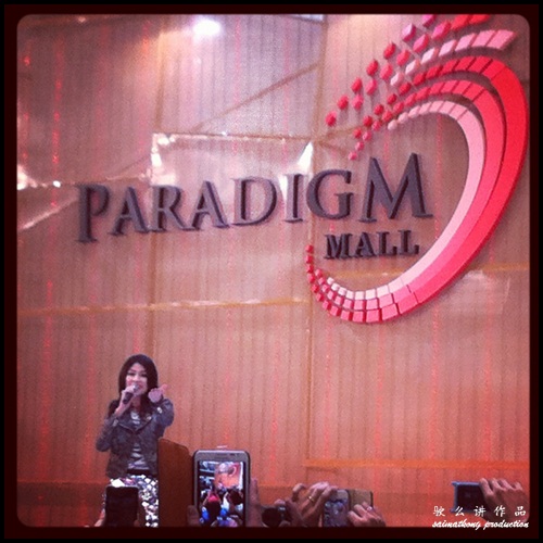 Kelly Chen @ Paradigm Mall in Kelana Jaya, PJ