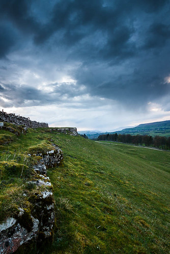 england sky cloud storm rain stone landscape mood unitedkingdom yorkshire hills valley walls dales wensleydale swinithwaite