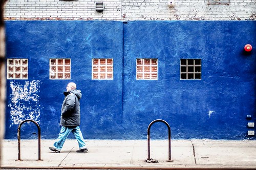 blue wall by ifotog, Queen of Manhattan Street Photography
