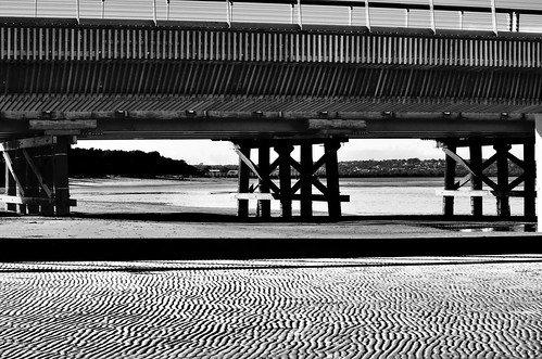bridge light bw beach sand nikon afternoon bridges australia monotone victoria vic ripples pedestrianbridge afternoonlight barwonheads blackwhitephotos timberbridge blackwhitepics barwonriver nikond5100 phunnyfotos