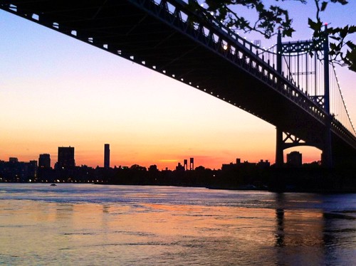 nyc bridge sunset silhouette skyline manhattan triboro