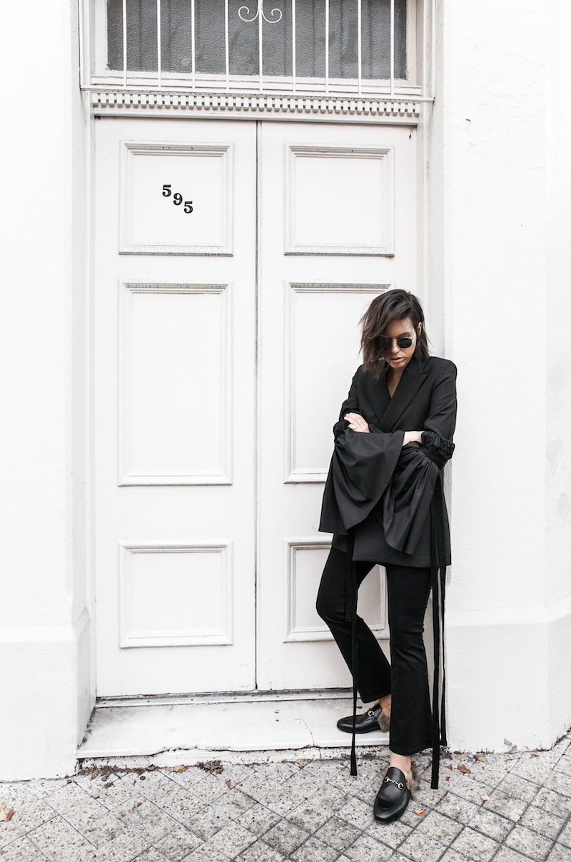 skinny flare jeans street style inspo black fashion blogger minimal Nobody Ellery transseasonal  (28 of 28)