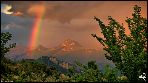 mountain storm france montagne alpes rainbow europe orage arcenciel