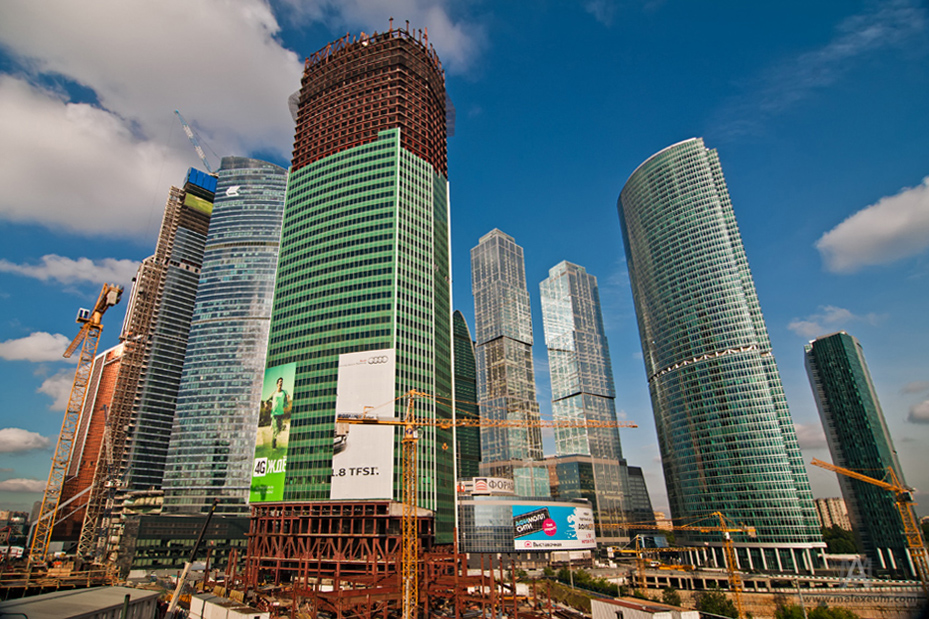 Москва Сити строится