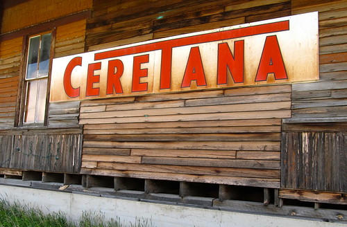 signs montana ghostsigns ceretana grassrangemontana