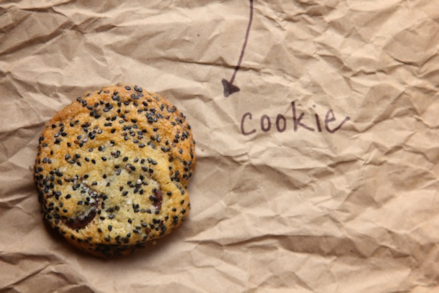 chocolate sesame cookies
