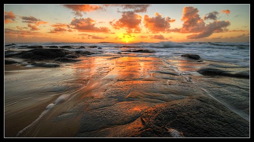 ocean sea seascape sunrise dawn nikon queensland sunshinecoast d90 pointcartwright
