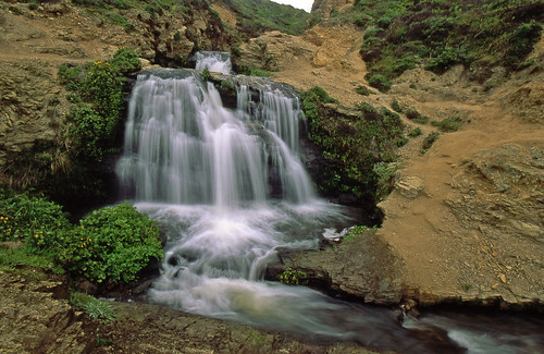california waterfall nikonf100 velvia marincounty pointreyes pointreyesnationalseashore velvia50 alamerefalls marincountycalifornia nikonfilmcamera