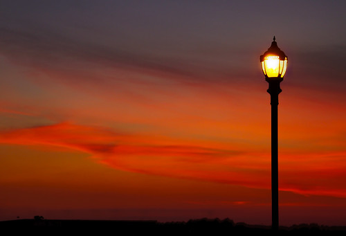 atlanta light sunset orange lamp clouds canon ga project georgia aj evening photo post dusk commons lamppost 365 dupont hdr photoproject brustein 366 50d threesixfive threesixsix