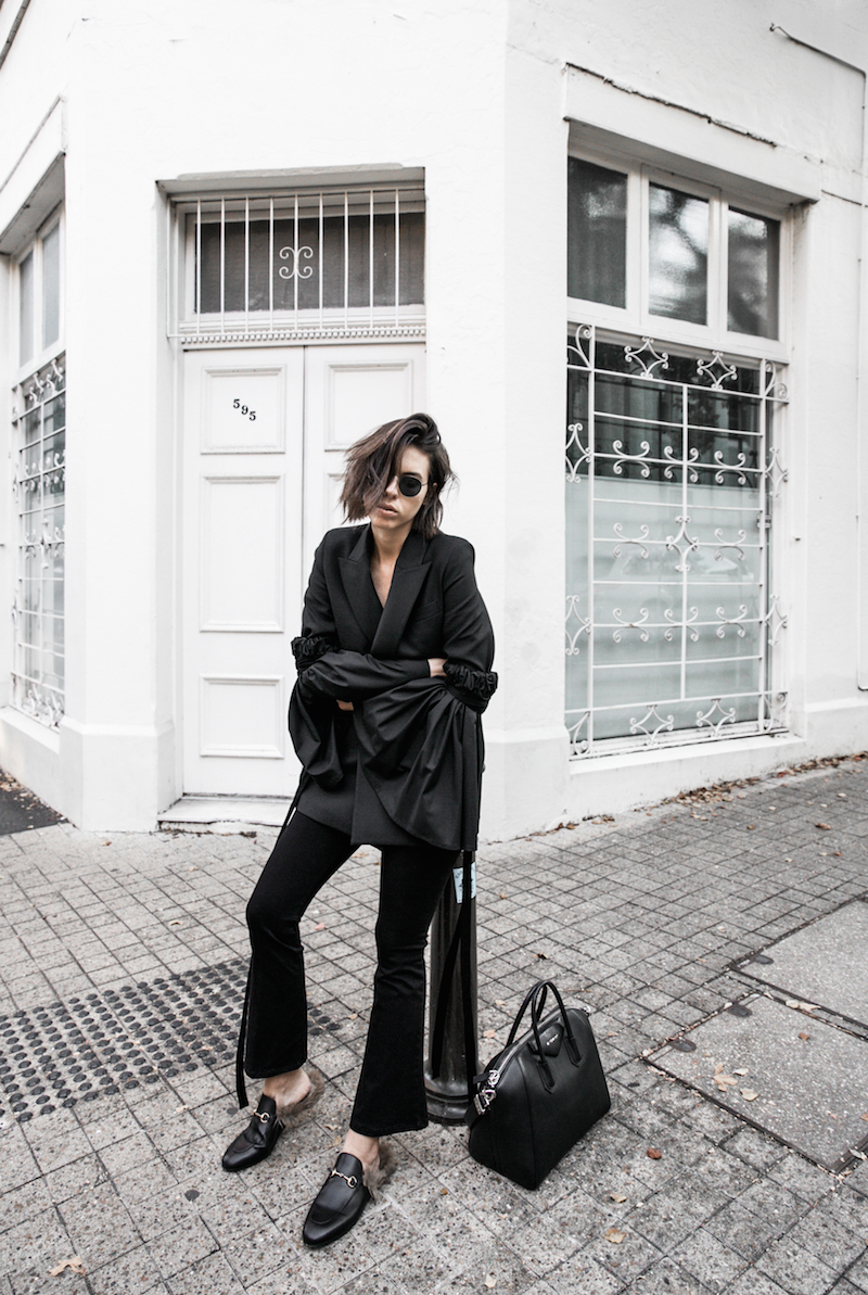 skinny flare jeans street style inspo black fashion blogger minimal Nobody Ellery transseasonal  (13 of 28)