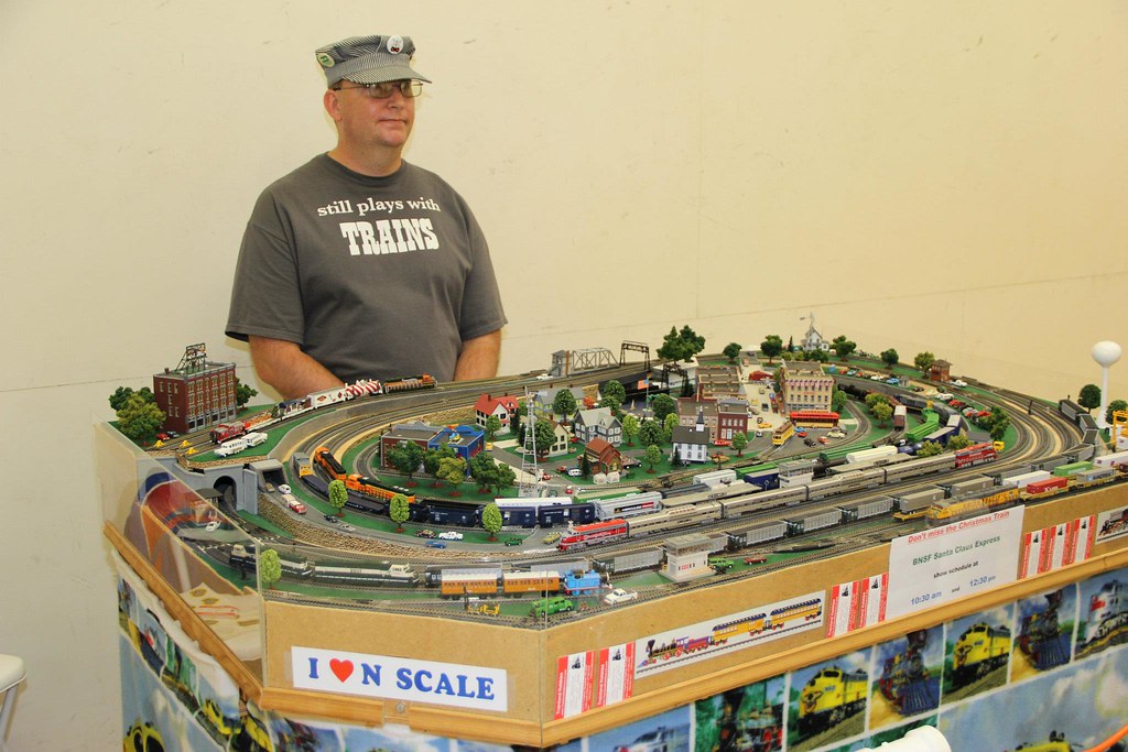 Model railroad train show layout in Springfield, Missouri 