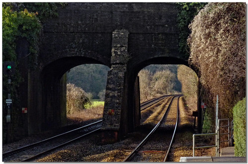 uk winter england station train geotagged canal tracks railway aquaduct kennetavon halt avoncliff greatwesternrailway 2011 nocy geo:lat=51339529655573216 geo:lon=22820912933234467