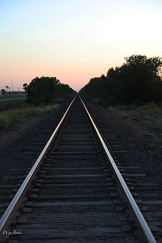road railroad sunset ties highway texas traintracks tracks rail rails np bushes nomes steelrails wyojones