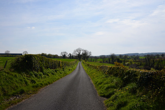 Backroads Toward Dungevin