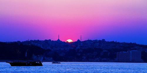 sunset turkey mediterranean peace islam istanbul mosque bosphorus ending marmara prometheus aegeansea magrib seaofmarmara mineret istanbulstrait colorphotoaward kandillipoint