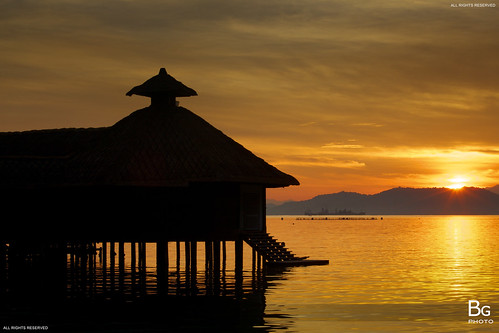 sun sunrise island singapore asia resort malaysia gaya kotakinabalu rise sabah pulau kota kk kinabalu 沙巴 馬來西亞 日出 亞庇 jesselton sabahmalaysia 亞庇市 哥打京那峇魯 佳亞島