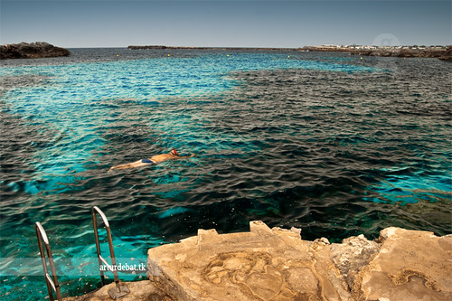 trip travel blue boy sea summer people seascape man nature water pool beauty swimming wow landscape person amazing nice interesting europa europe day tour snorkel superb crystal awesome great route stunning impressive menorca gettyimages mediterrenean illesbalears mediterrani balearicisland canoneos400d colorphotoaward arturii arturdebattk binibequevell