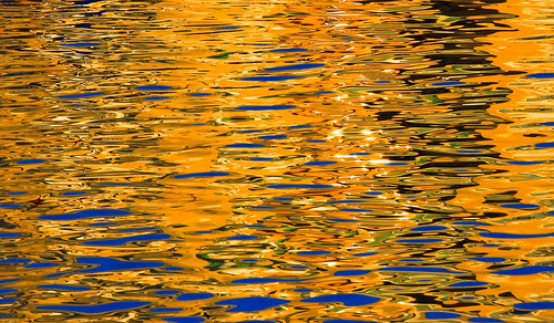 light sea abstract color reflection water colors marina canon reflections golden israel colours telephoto hours canondslr telephotolens canon70200f4l hertzelia goldenhours hertzeliabeach canon600d canont3i canonkiss5 marinahertzelia abstractonthewater6