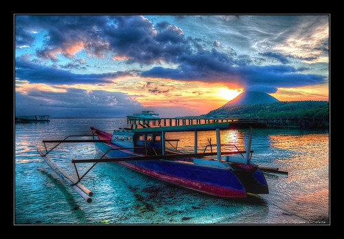 blue red sky sun water yellow sunrise silver indonesia landscape volcano boat fishing traditional hut hdr pirogue bunaken palafitte borderfx giannicicalese