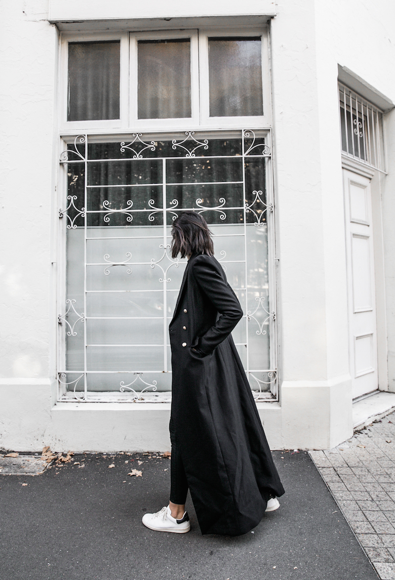 skinny flare jeans street style inspo black fashion blogger minimal Nobody Ellery transseasonal  (9 of 28)