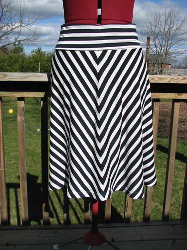 My Sewing Space: McCall's 6438 - Navy/White Striped Skirt
