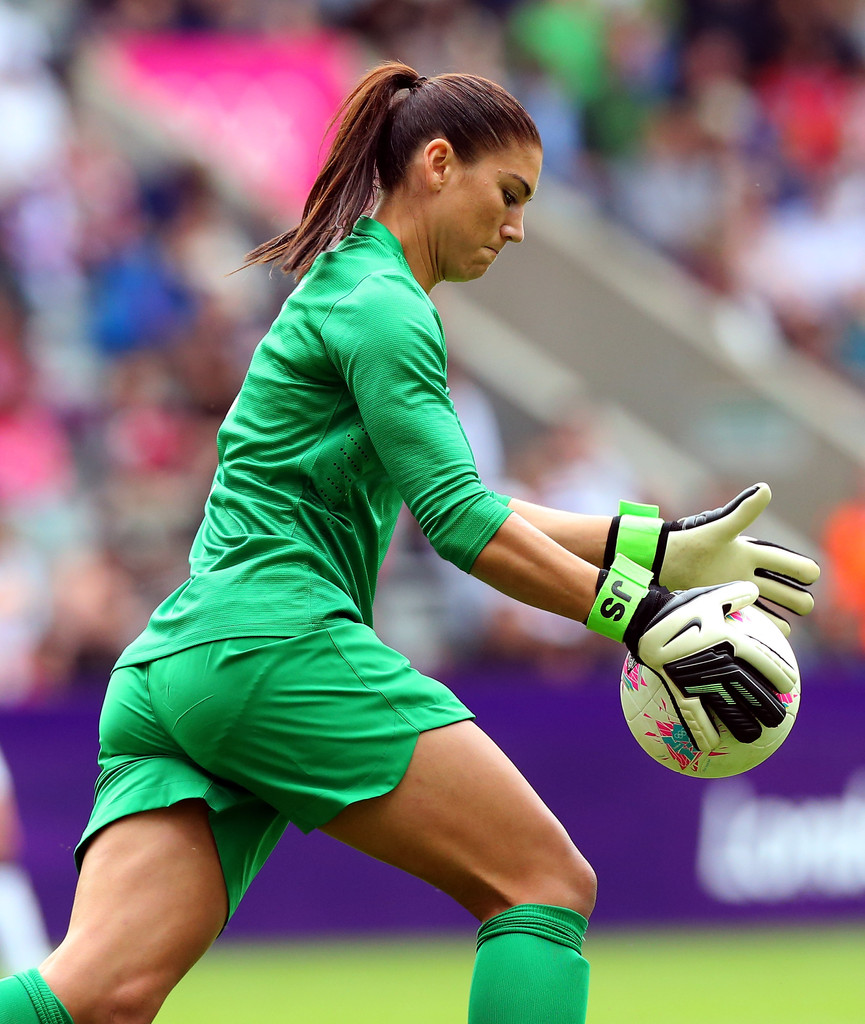 Hope Solo Playing Soccer Related Keywords & Suggestions - Ho
